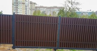 Купить распашные ворота из штакетника Кумертау, цена от 2809 руб.