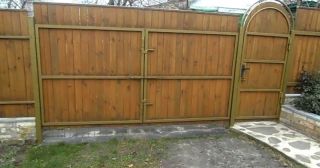 Купить распашные ворота деревянные Кумертау, цена от 2809 руб.